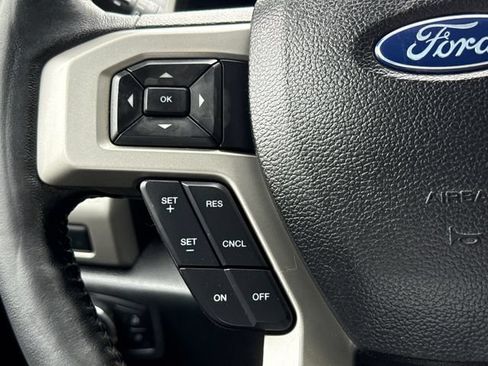 Used 2018 Ford F350 Lariat w/ Lariat Ultimate Package AWD/4WD image 28