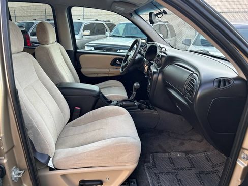 Used 2006 Chevrolet TrailBlazer LS w/ LS Preferred Equipment Group AWD/4WD image 26