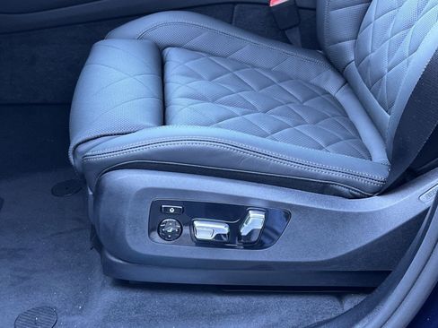 New 2026 BMW X5 M60i image 11