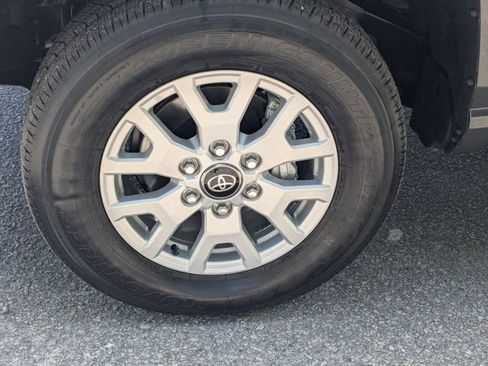 Certified 2025 Toyota Tacoma SR5 RWD image 10