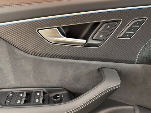 Used 2024 Audi RS Q8 image 10