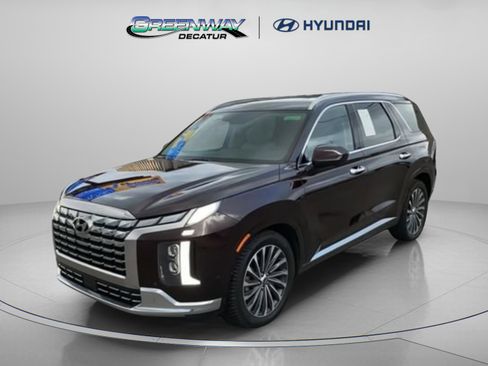 Used 2023 Hyundai Palisade Calligraphy FWD image 4