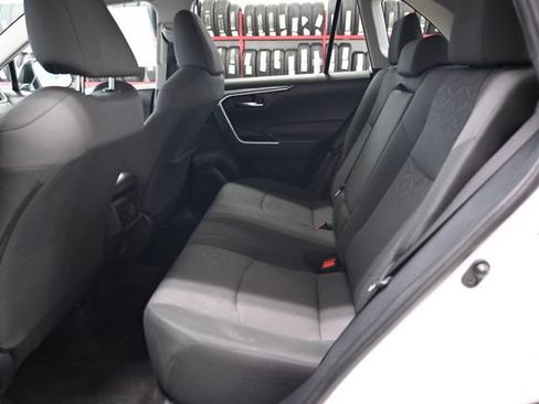 Used 2024 Toyota RAV4 XLE FWD image 12