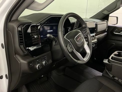 Used 2024 GMC Sierra 1500 SLE w/ Preferred Package AWD/4WD image 20