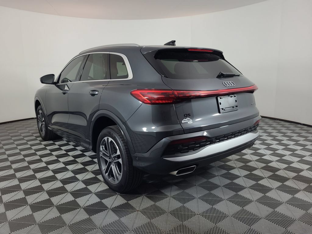 Used 2025 Audi Q5 Premium AWD/4WD image 5