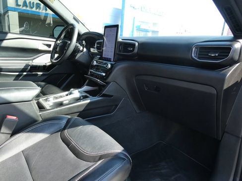 Used 2022 Ford Explorer ST w/ Equipment Group 401A AWD/4WD image 14
