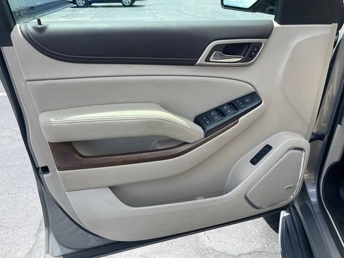 Used 2019 GMC Yukon Denali w/ Open Road Package AWD/4WD image 23