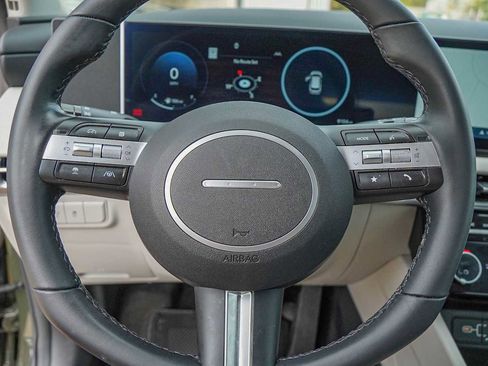 Used 2025 Hyundai Tucson SEL image 12