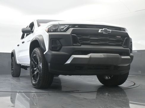 Used 2024 Chevrolet Colorado Trail Boss image 61