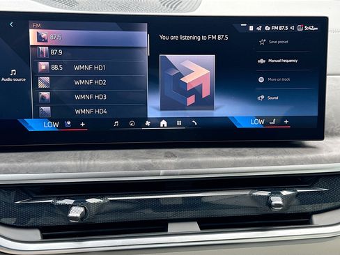 New 2026 BMW X5 xDrive50e w/ Executive Package AWD/4WD image 32