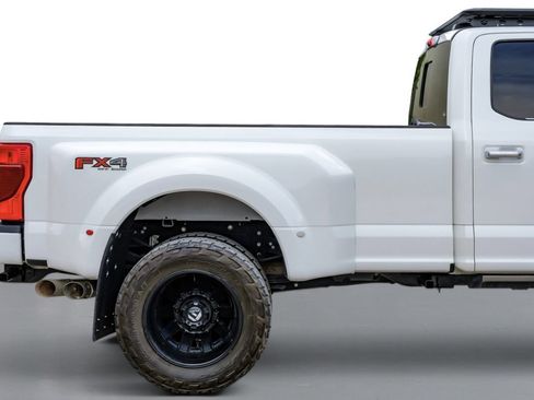 Used 2022 Ford F450 Limited w/ FX4 Off-Road Package AWD/4WD image 6