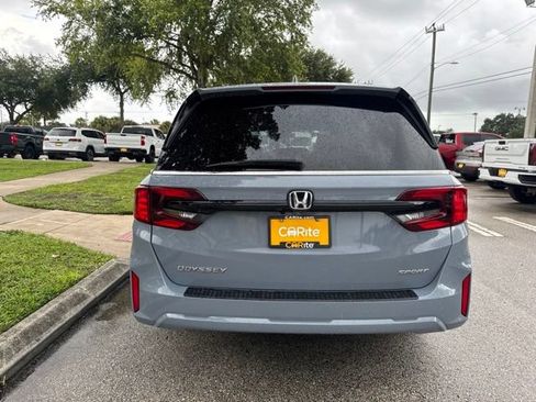 Used 2025 Honda Odyssey Sport-L image 6