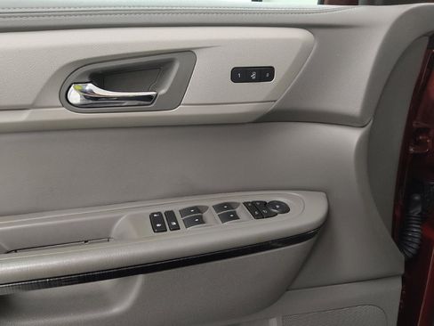 Used 2016 Chevrolet Traverse LTZ image 27
