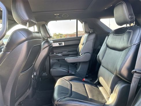 Used 2020 Ford Explorer ST w/ ST Street Pack image 29