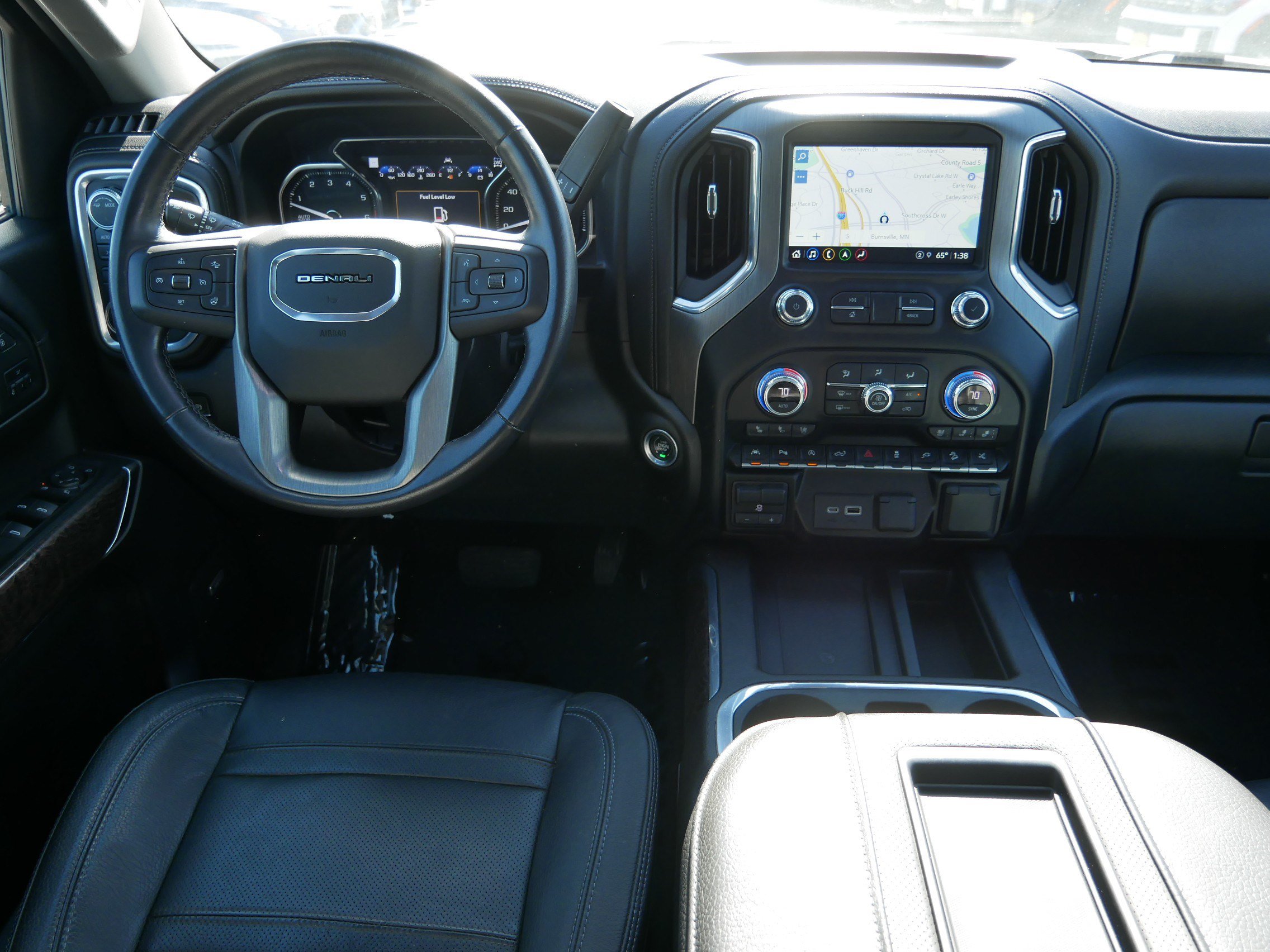 Used 2021 GMC Sierra 1500 Denali w/ Denali Ultimate Package AWD/4WD image 10