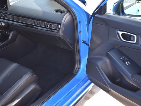 Used 2025 Honda Civic Sport image 15
