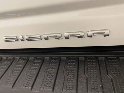 Used 2024 GMC Sierra 3500 Denali Ultimate AWD/4WD image 29