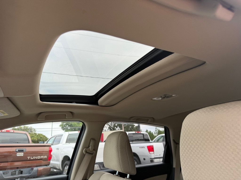 Used 2016 Honda CR-V EX image 12