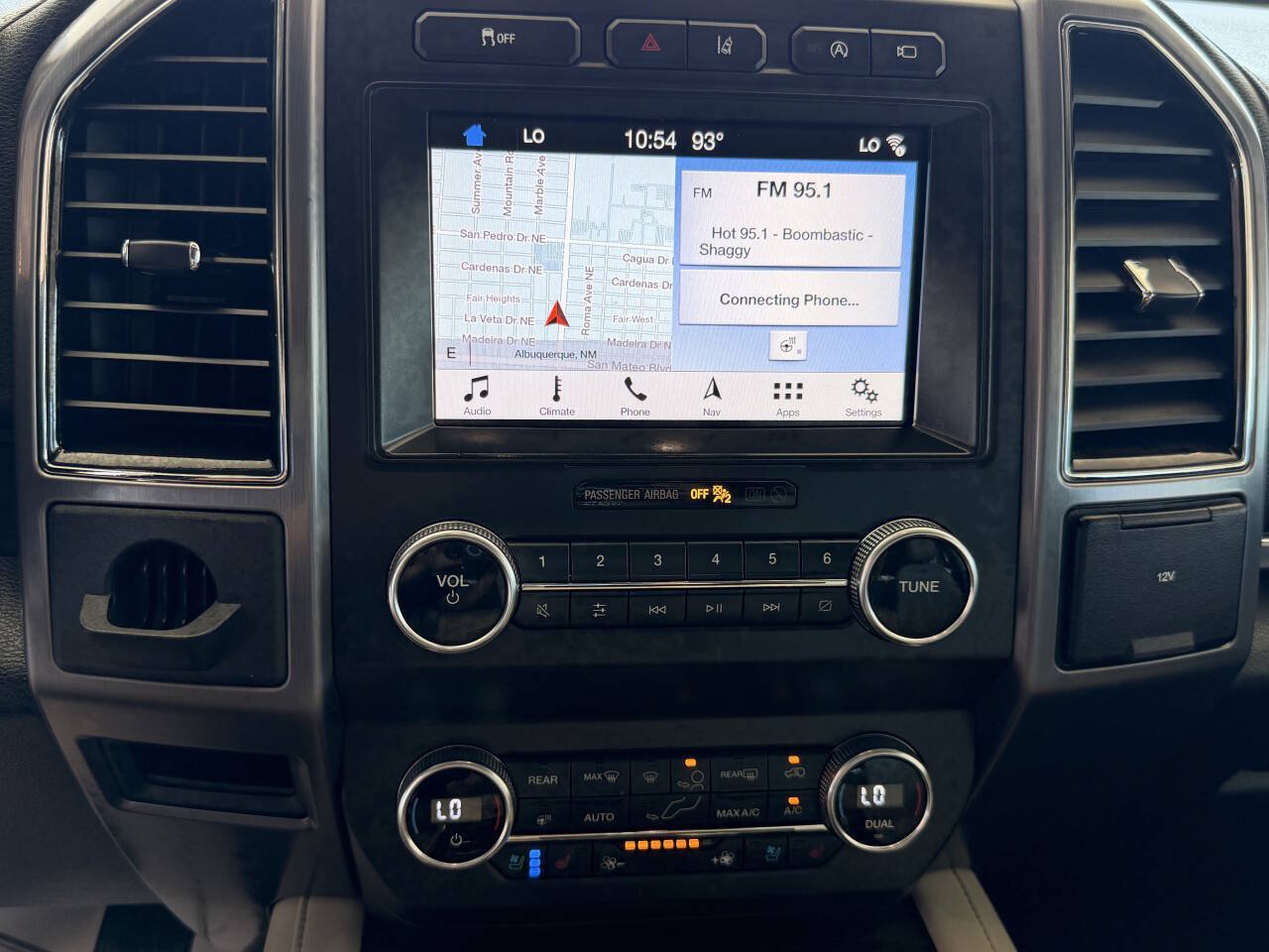 Used 2019 Ford Expedition Max Platinum RWD image 9