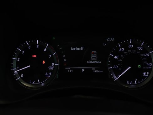 Used 2023 Toyota Highlander XLE FWD image 27