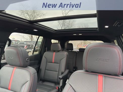 Certified 2024 Chevrolet Traverse RS image 7