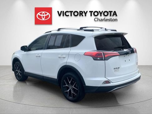 Used 2017 Toyota RAV4 SE w/ Power Extra Value Package AWD/4WD image 3