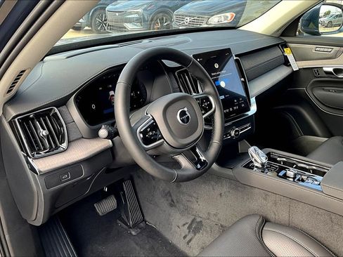 New 2026 Volvo XC90 B6 Ultra w/ Protection Package Premier image 19