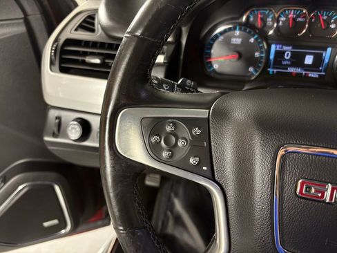 Used 2018 GMC Yukon SLT w/ Open Road Package image 25