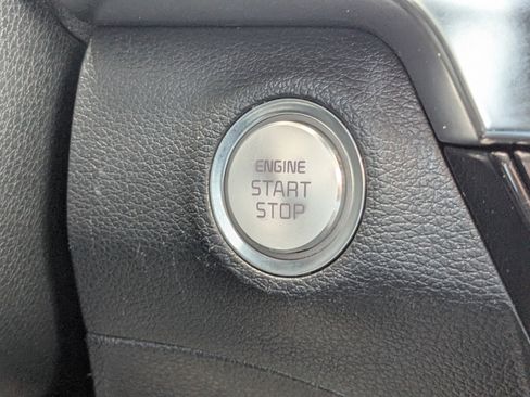 Used 2022 Kia Telluride LX AWD/4WD image 26