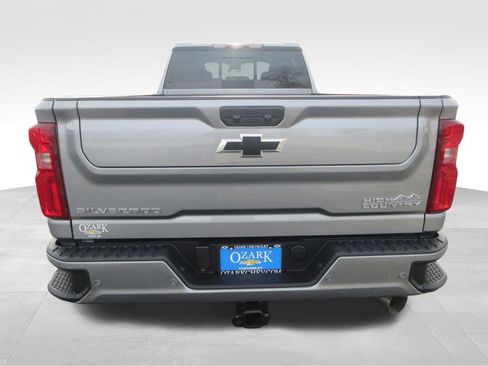 New 2026 Chevrolet Silverado 3500 High Country w/ High Country Premium Package image 4