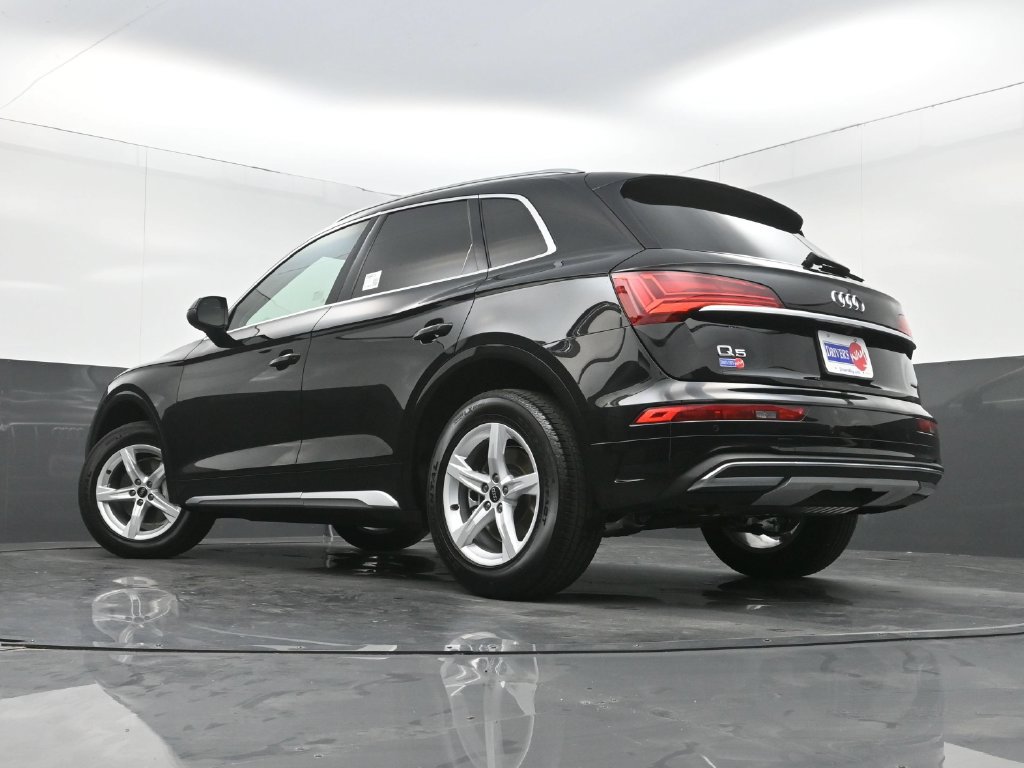 Used 2023 Audi Q5 2.0T Premium w/ Convenience Package AWD/4WD image 30
