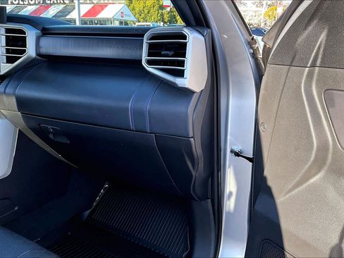 Used 2024 Toyota Tundra Platinum image 19