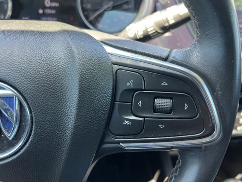 Used 2021 Buick Encore GX Preferred FWD image 24