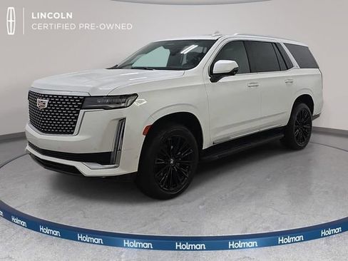Used 2021 Cadillac Escalade Premium Luxury AWD/4WD image 1
