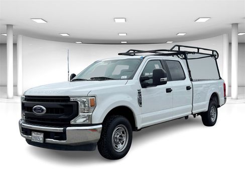 Certified 2022 Ford F250 XL w/ Power Equipment Group image 2