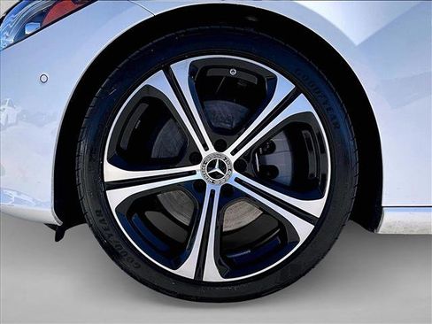 Used 2025 Mercedes-Benz C 300 Sedan image 10