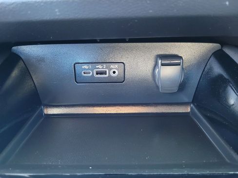 Used 2024 Nissan Altima 2.5 SV FWD image 15