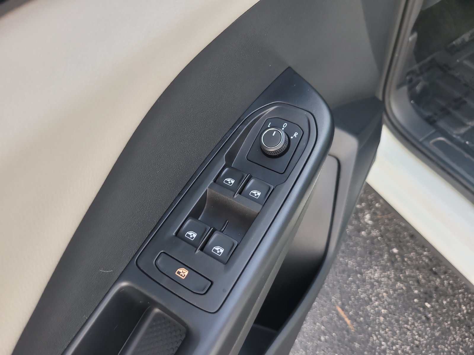 Certified 2026 Volkswagen Taos S FWD image 14