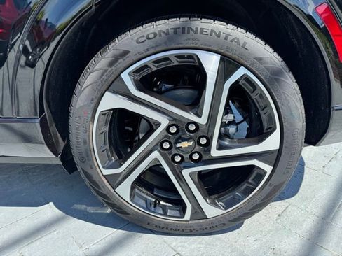 New 2025 Chevrolet Equinox EV LT w/ Convenience Package II FWD image 3