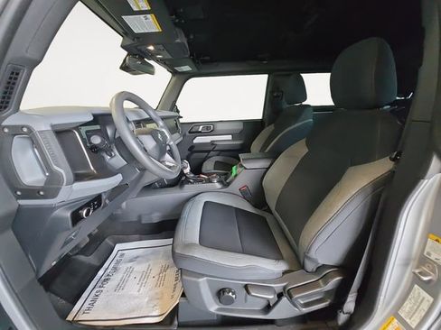 Used 2022 Ford Bronco 2-Door AWD/4WD image 11