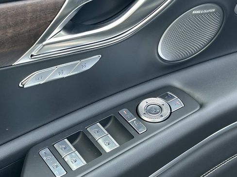 New 2027 Genesis GV80 3.5T Prestige AWD/4WD image 18