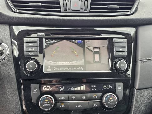 Used 2020 Nissan Rogue SL w/ Premium Package FWD image 21