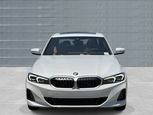 Used 2025 BMW 330i Sedan w/ Convenience Package RWD image 2