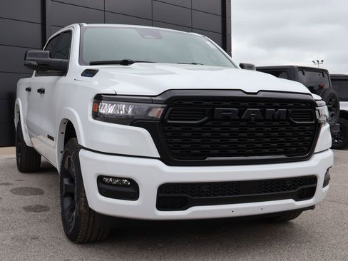 New 2026 RAM 1500 Big Horn AWD/4WD image 6