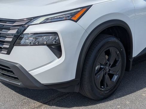 New 2026 Nissan Rogue SV w/ Cold Weather Package FWD image 9