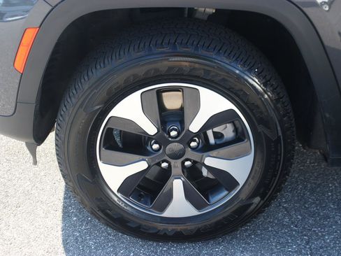 Used 2024 Jeep Grand Cherokee Limited 4xe AWD/4WD image 42