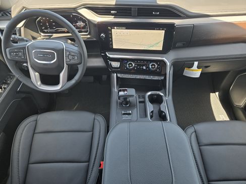 New 2025 GMC Sierra 1500 Denali w/ Denali Reserve Package image 19