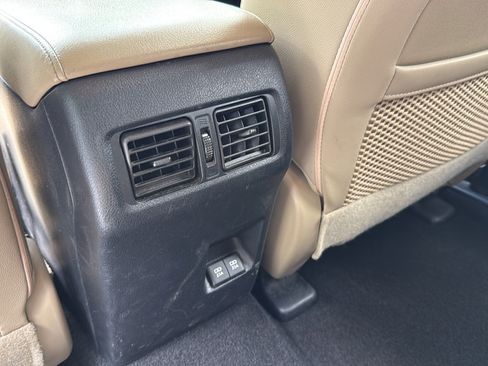 Used 2022 Toyota 4Runner SR5 Premium w/ Moonroof Package AWD/4WD image 17