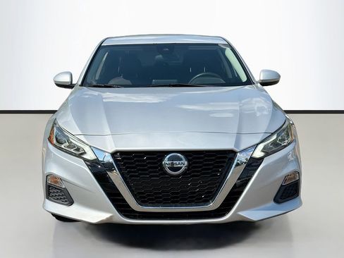 Used 2022 Nissan Altima 2.5 SV FWD image 3