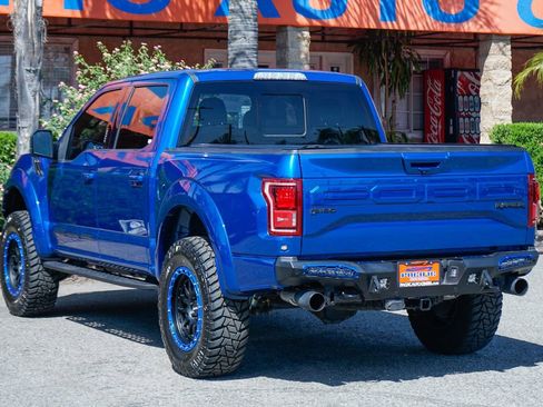 Used 2018 Ford F150 Raptor w/ Equipment Group 802A Luxury image 6